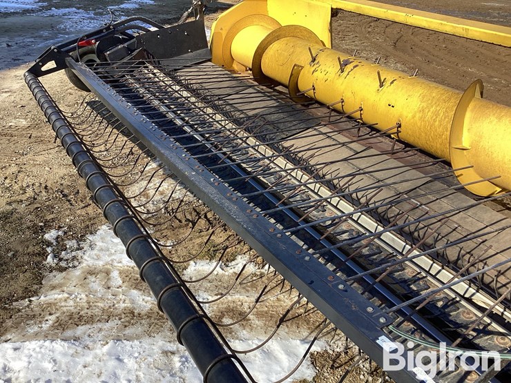 2008-new-holland-76c-image-10