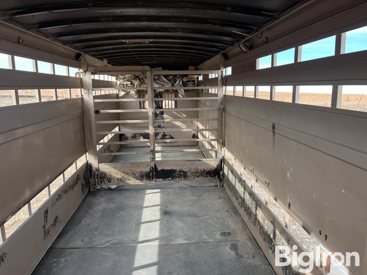 2006-titan-trailer-image-18