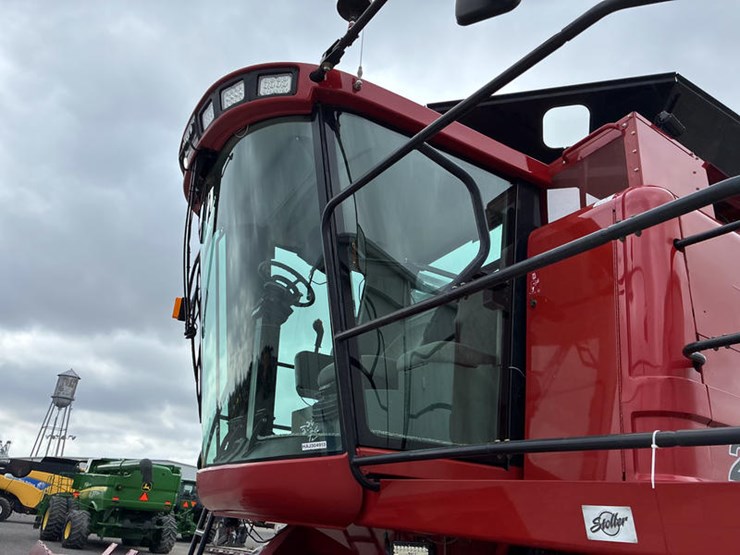 2008-case-ih-2588-image-24