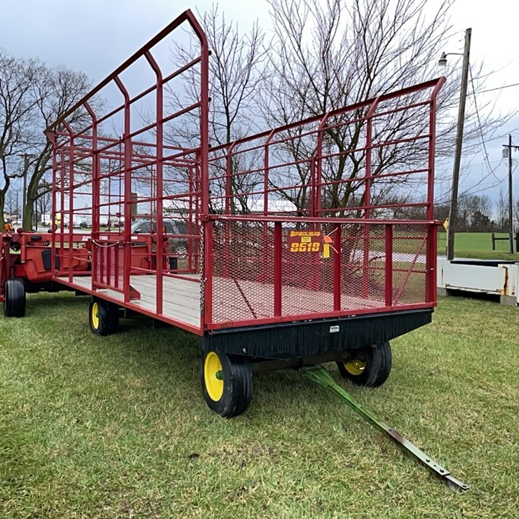 Tag #157, 18' Pequea bale wagon