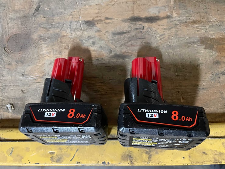 #2303-•-(2)-milwaukee-compatible-12-volt-8.0ah-batteries-(pr11)-image-4