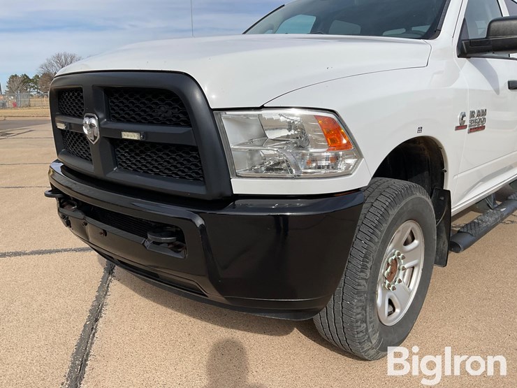 2017-dodge-2500-image-10