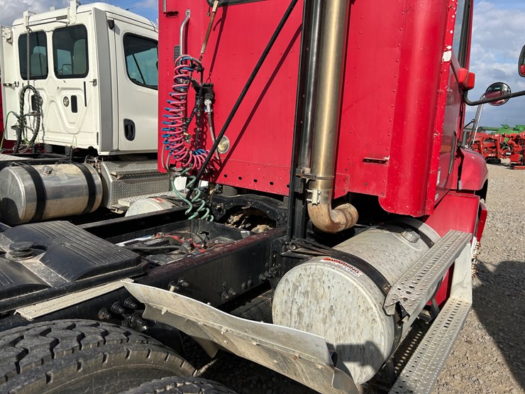 #36890-•-2006-freightliner-columbia-daycab-1fujf0cv16lv57509-inv#-36890-image-21