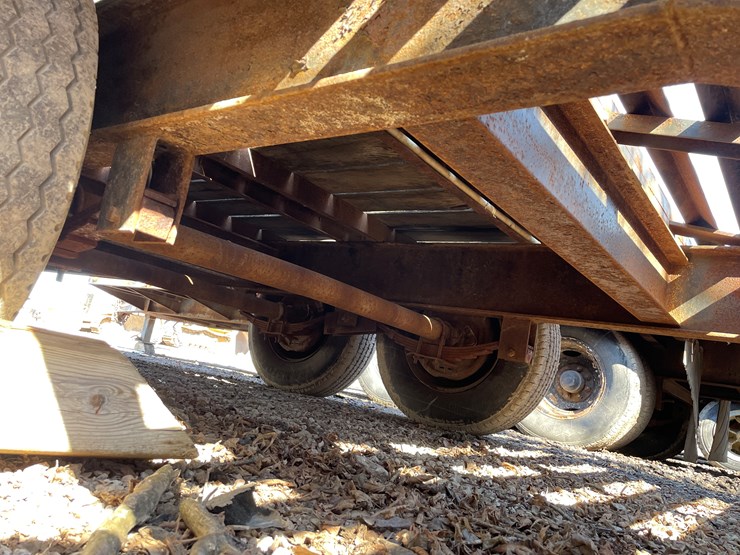 #6060-•-1995-true-line-tandem-axle-equipment-trailer-(has-wi-title)-image-9