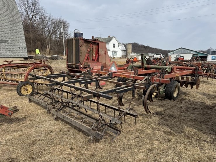 brillion-9-shank-chisel-plow-image-4