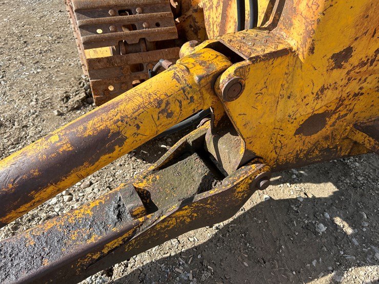 john-deere-350-image-24