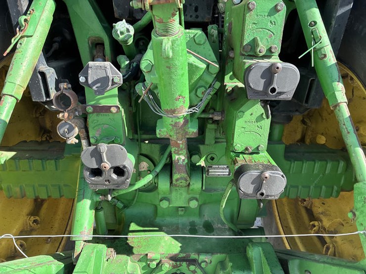 1984-john-deere-4650-image-24