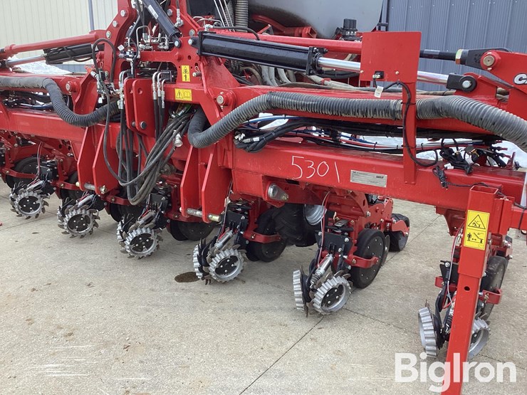 2022-case-ih-2022-image-11