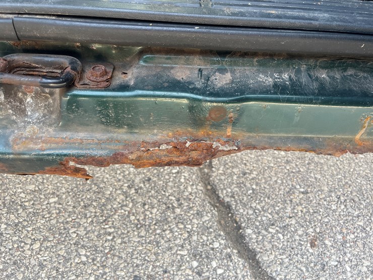 #1430-•-2002-green-gmc-sierra-(has-wi-title)-(of)-image-33