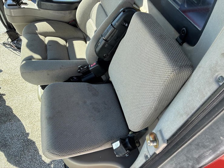 2012-case-ih-8230-image-98