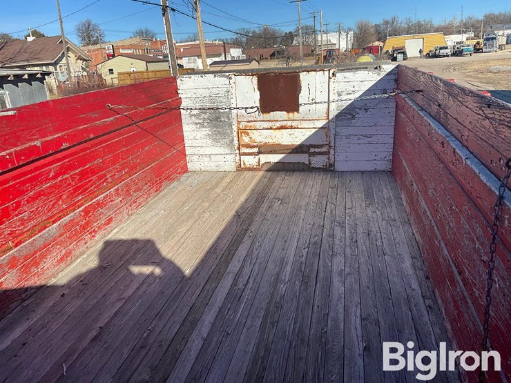 1968-international-loadstar-image-18