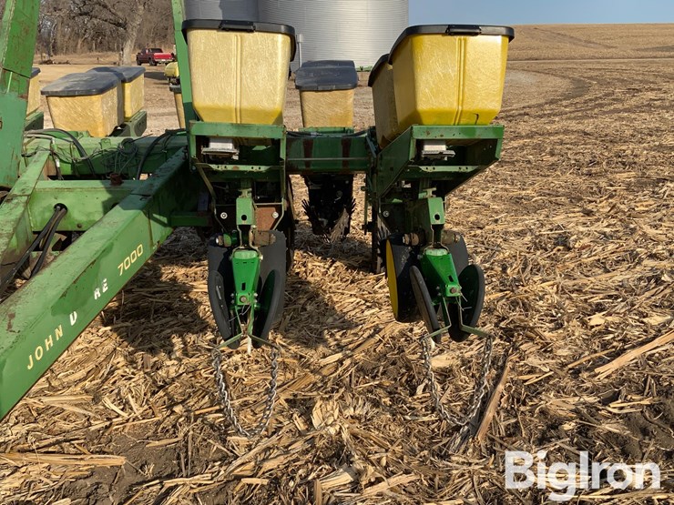 john-deere-7000-image-10