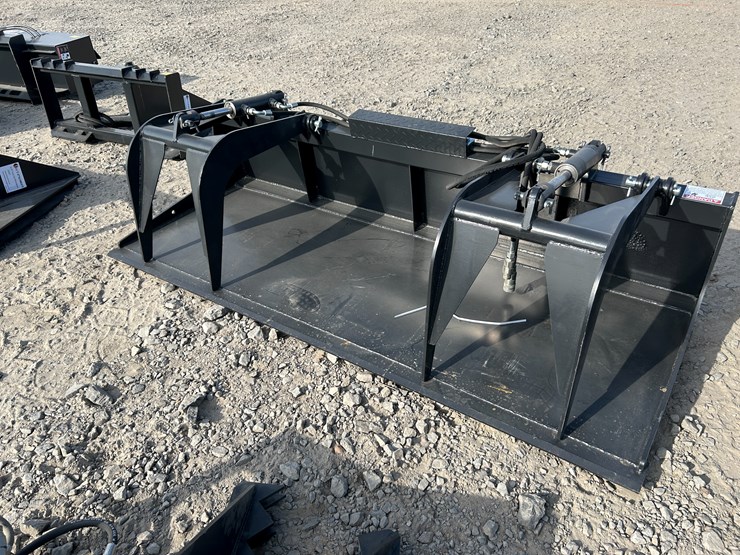 #2038-•-unused-jct-84"-skid-steer-grapple-inv#-40789-image-5