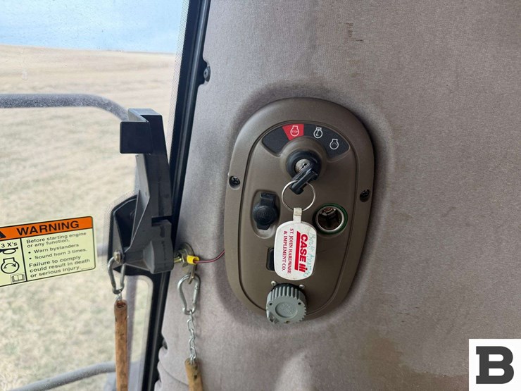 2008-case-ih-7010-image-93