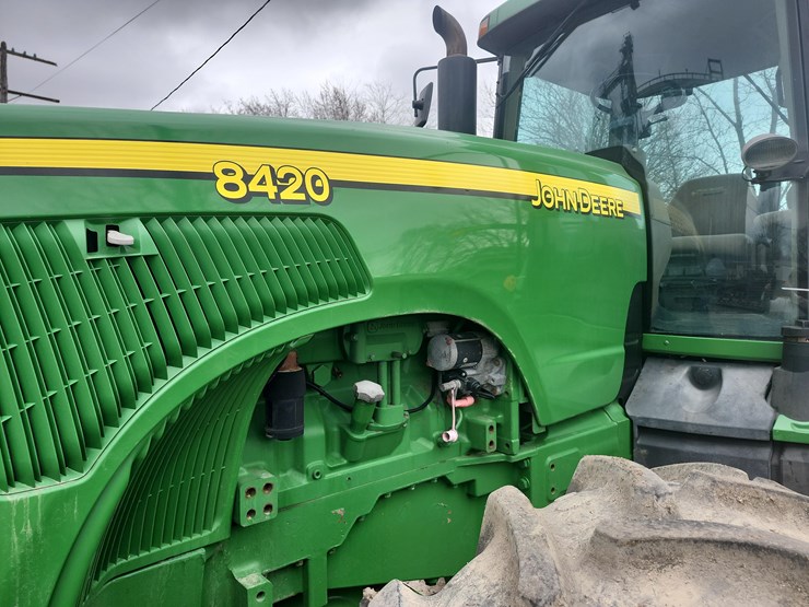 john-deere-8420-image-24