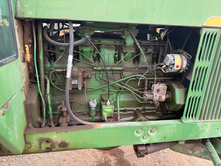 john-deere-4440-image-6