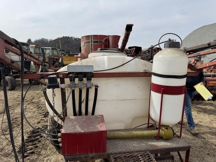 walsh-500-gallon-sprayer-image-10