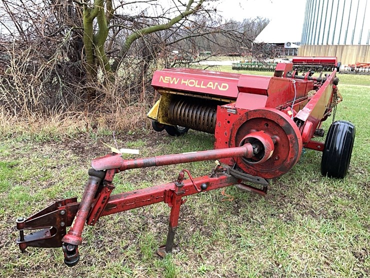 new-holland-273-image-1