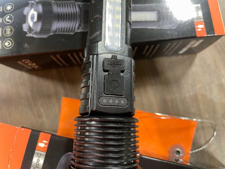 #2283-•-(2)-tactical-led-flashlights-(pr10)-image-4