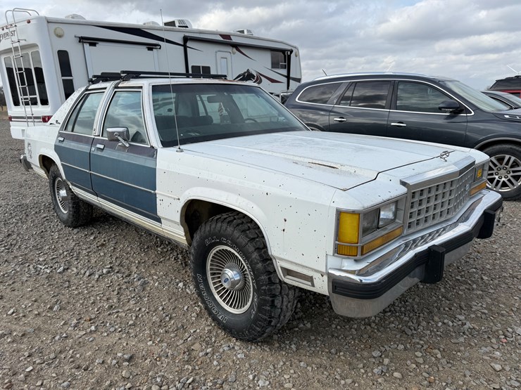 #37251-•-inop-1987-ford-crown-victoria-sedan-2fabp74fxhx115512-inv#-37251-image-2