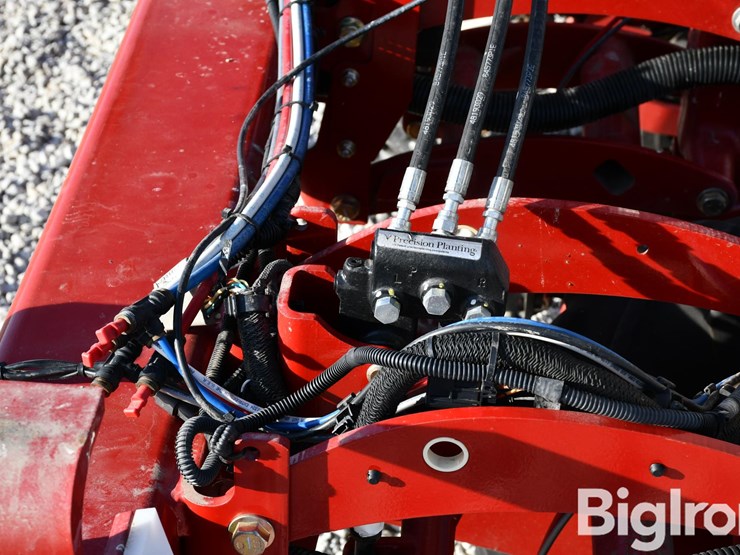 2022-case-ih-2022-image-17