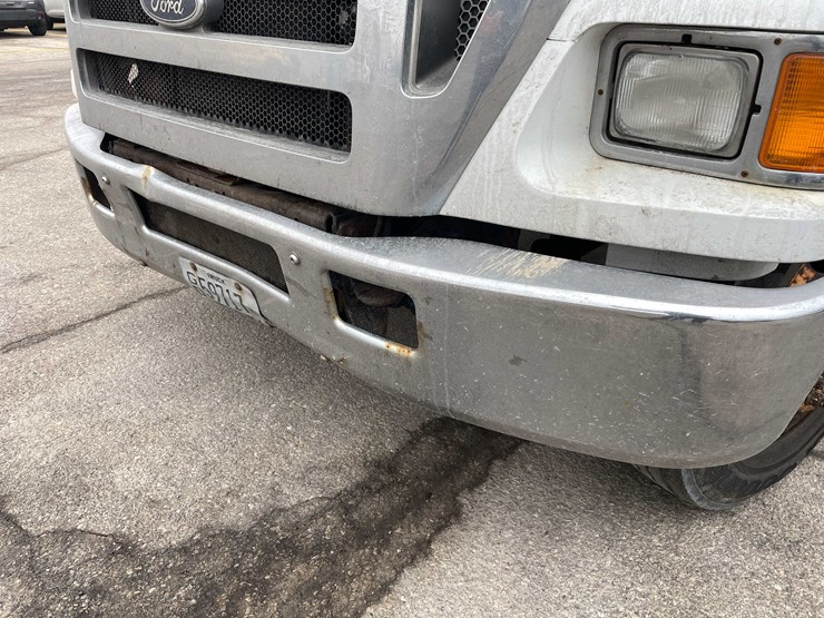 2006-ford-f650-xl-image-12