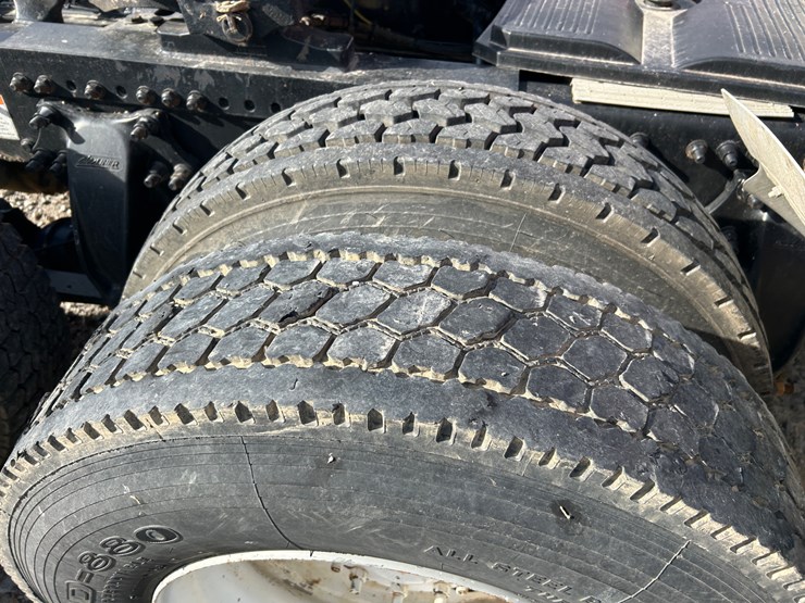 #36890-•-2006-freightliner-columbia-daycab-1fujf0cv16lv57509-inv#-36890-image-14