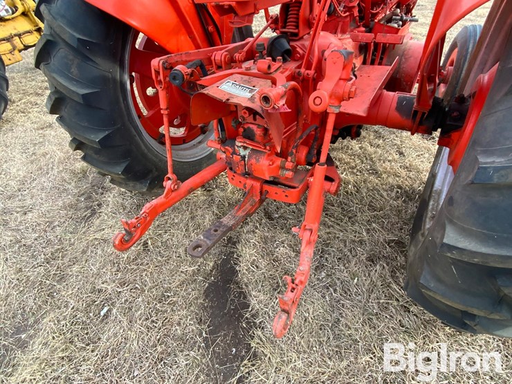 1947-case-dc-2wd-tractor-image-15