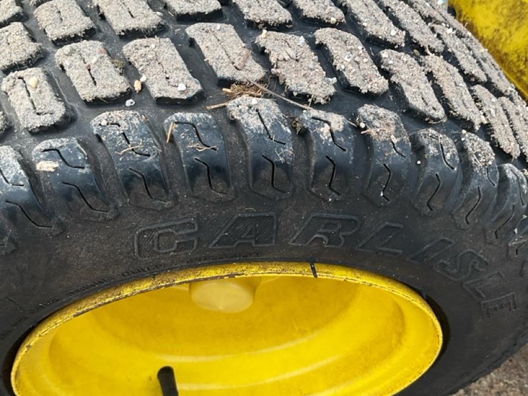 john-deere-x390-image-30