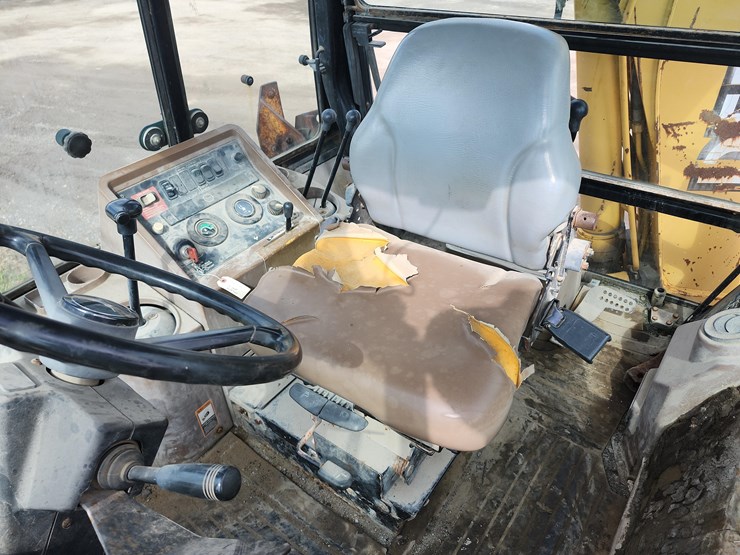 tag-#271,-1997-jd-310e-backhoe-image-26