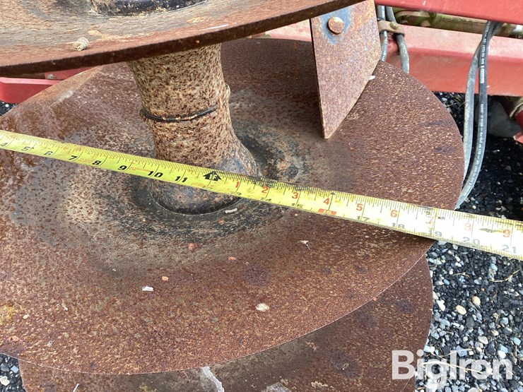 case-ih-3900dh-image-10