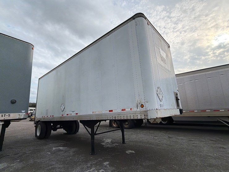 strick-pup-trailer-image-2