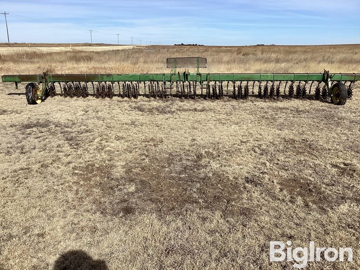 john-deere-30-image-2