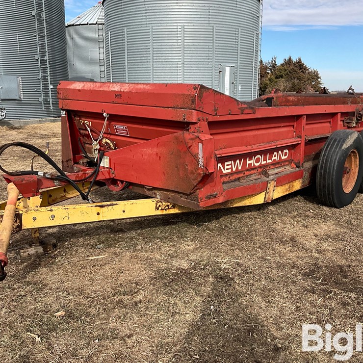 NEW HOLLAND 791