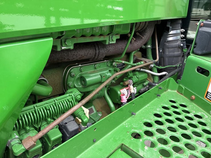 2015-john-deere-r4038-image-70