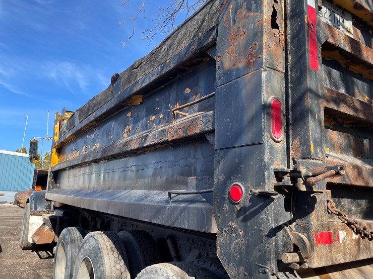 1997-kenworth-t800-image-28