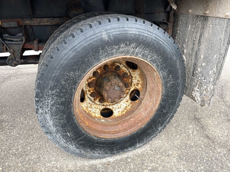 2006-ford-f650-xl-image-78