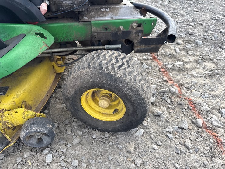 john-deere-lt160-image-10