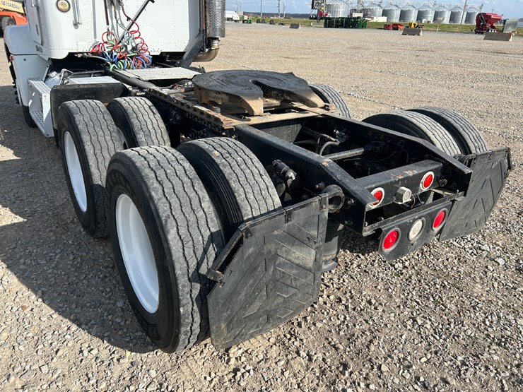 #39248-•-2000-freightliner-fd1-t/a-single-cab-truck-tractor-1fuy3mcb2ylb03327-image-22