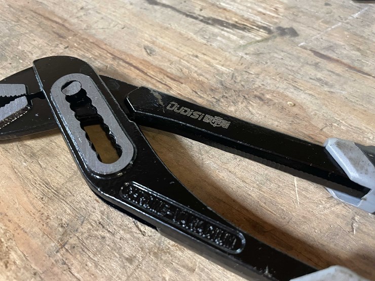 #2310-•-lot-of-(3)-knipex-style-adjustable-pliers-(pr12)-image-7