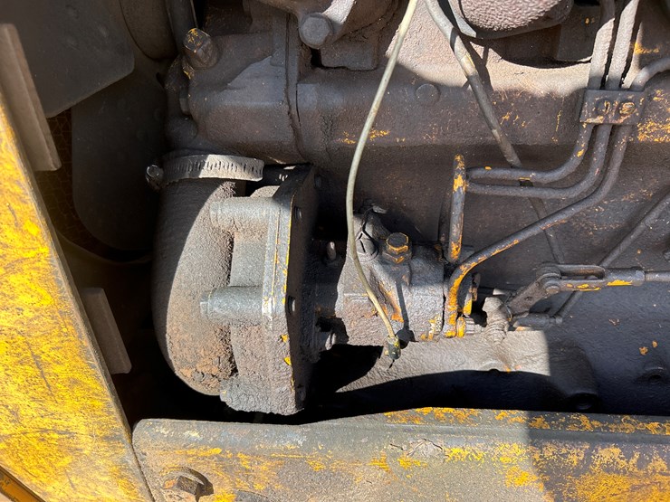 john-deere-350-image-55