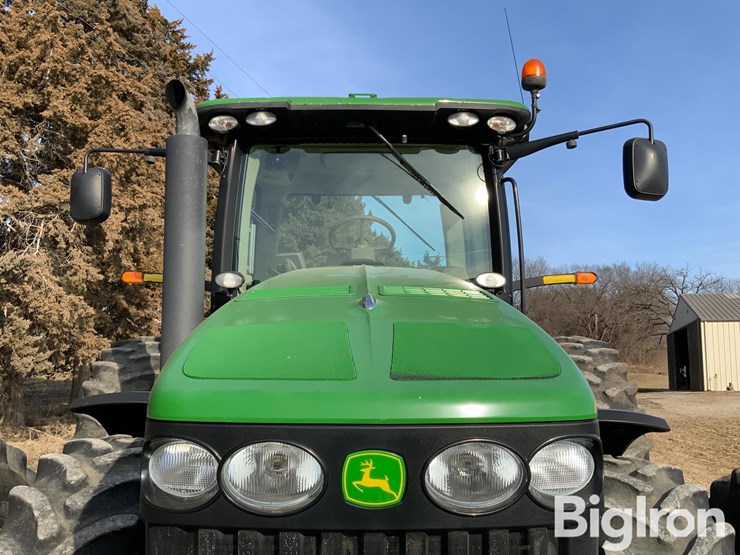 2010-john-deere-8320r-image-13