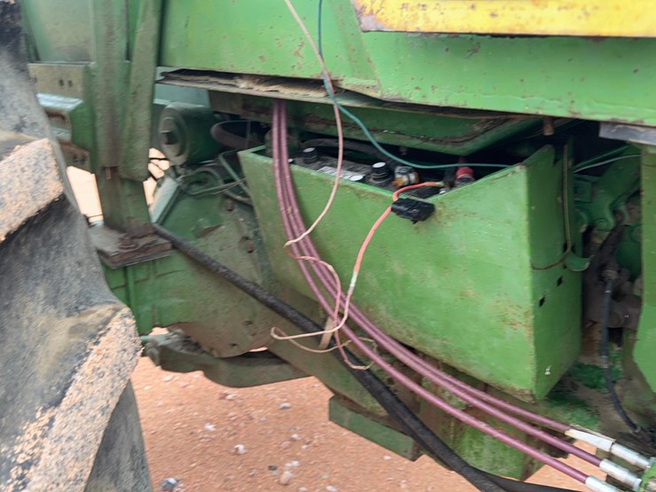 john-deere-4520-image-12