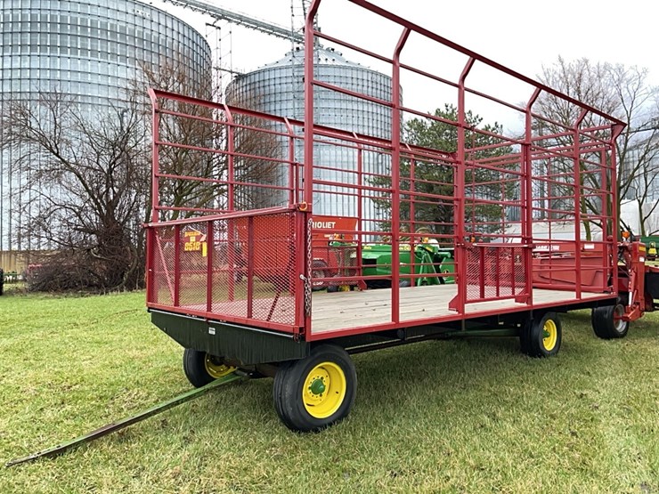 tag-#157,-18'-pequea-bale-wagon-image-17