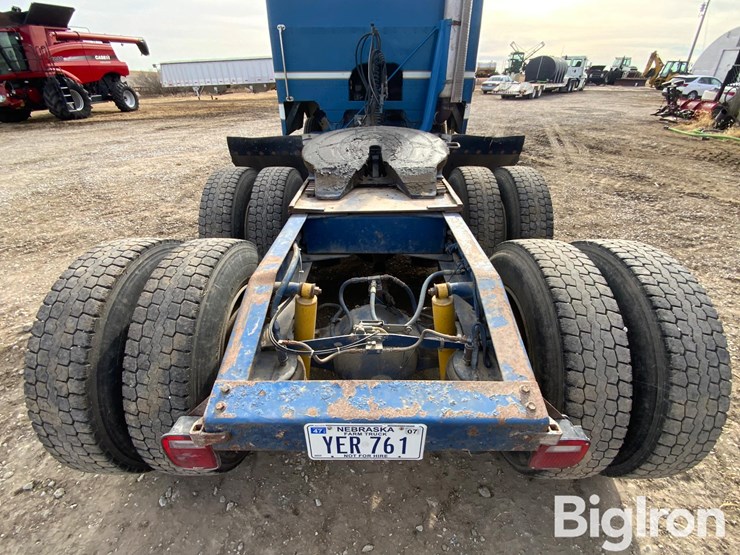 1979-peterbilt-352s86-(glider)-t/a-cabover-truck-tractor-image-9