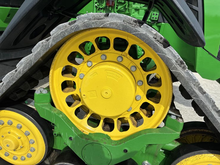 2024-john-deere-8rx-410-image-50