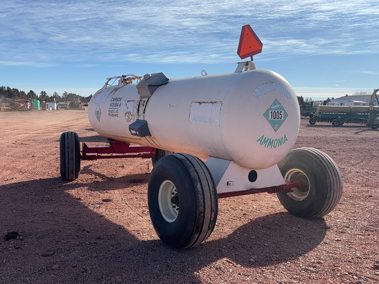 anhydrous-tank-with-trailer-image-8
