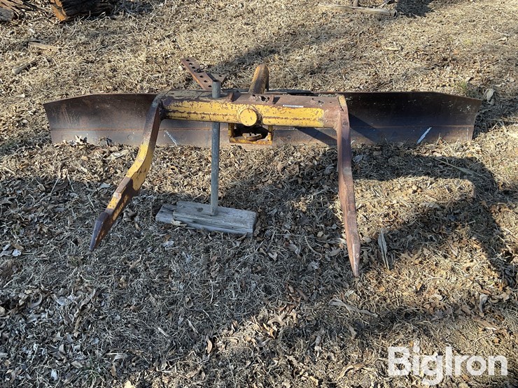 international-8-image-2