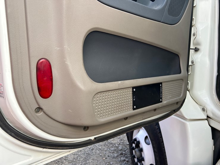 #37236-•-2016-freightliner-cascadia-t/a-daycab-truck-tractor-3akjgedv4gdhc4172-inv#-37236-image-35