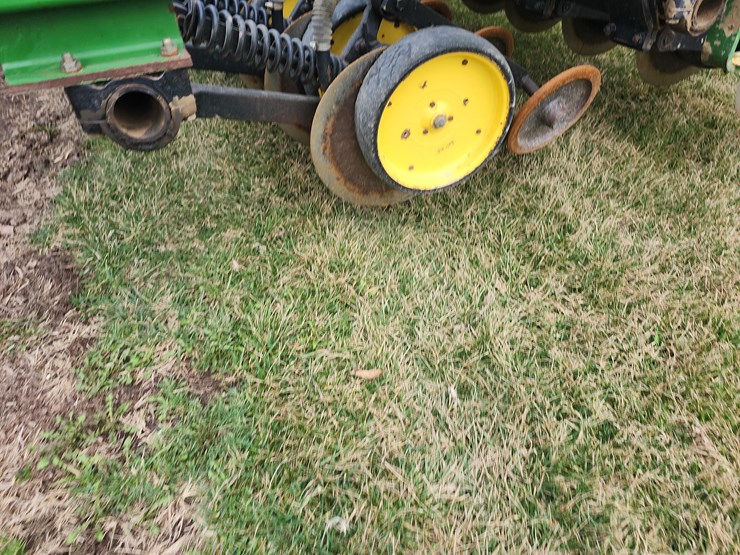 john-deere-750-image-4